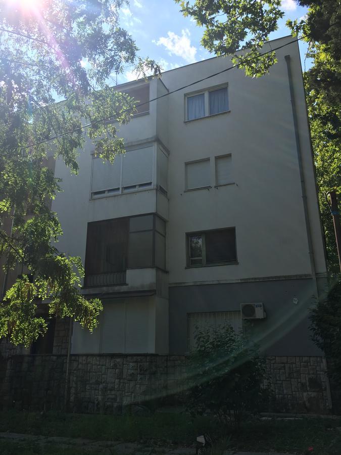 Apartments Valentina - Free Parking Μόσταρ Εξωτερικό φωτογραφία